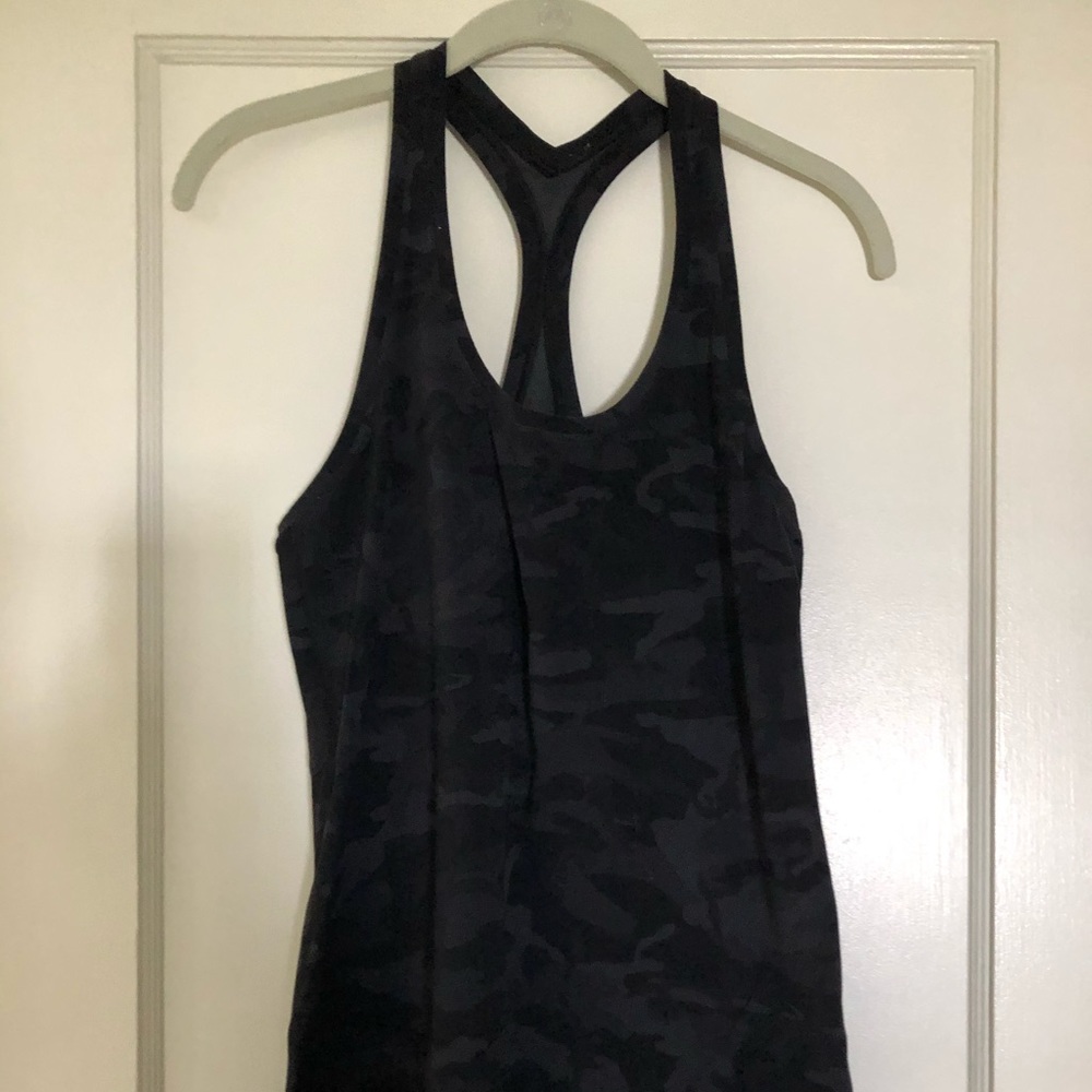 Lululemon Nulu Camo Tank 12